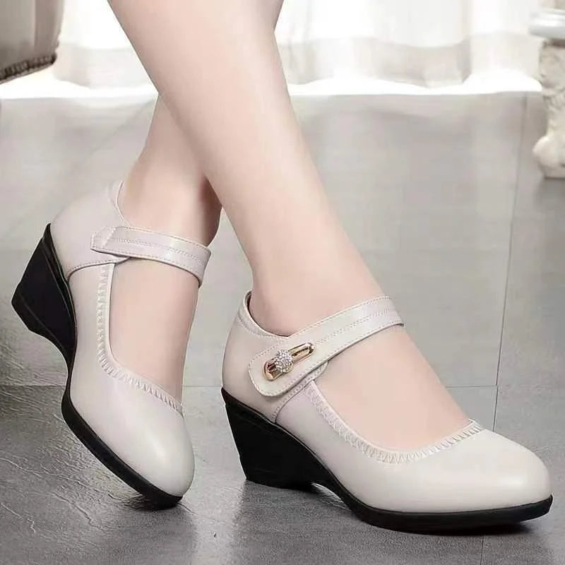 MARGOT | ELEGANTE COMFORTSCHOENEN MET MIDDELHOGE HAK