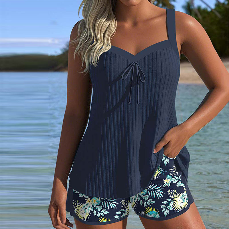 Marisol | Gestreepte tankini met tweedelige strandshort