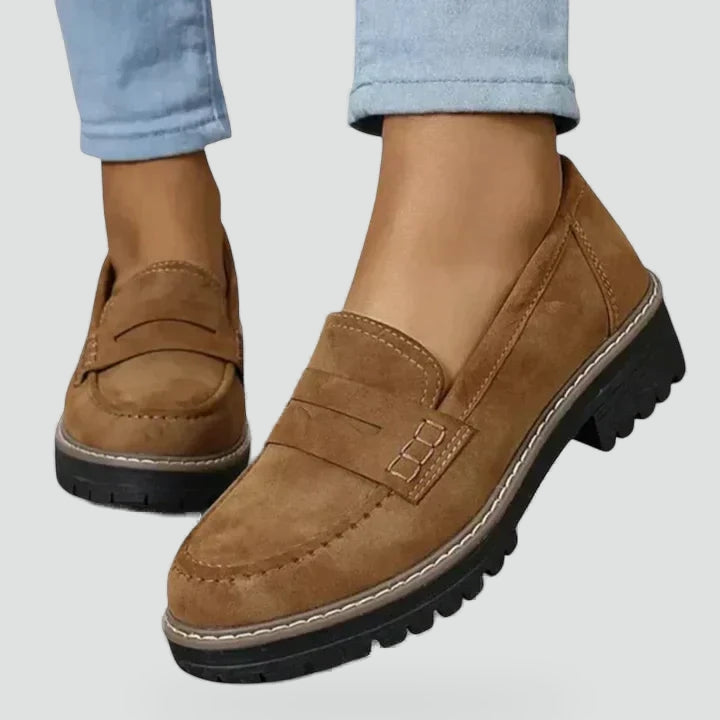 LIESBETH | COMFORTABELE LOAFERS MET DIKKE ZOOL